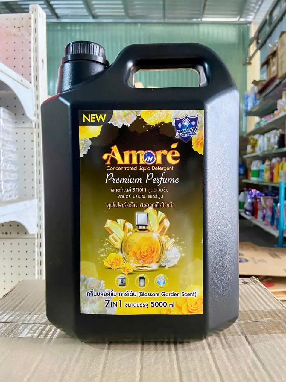 Nước Giặt Xả Đậm Đặc Hương Nước Hoa Đen 5 Lít