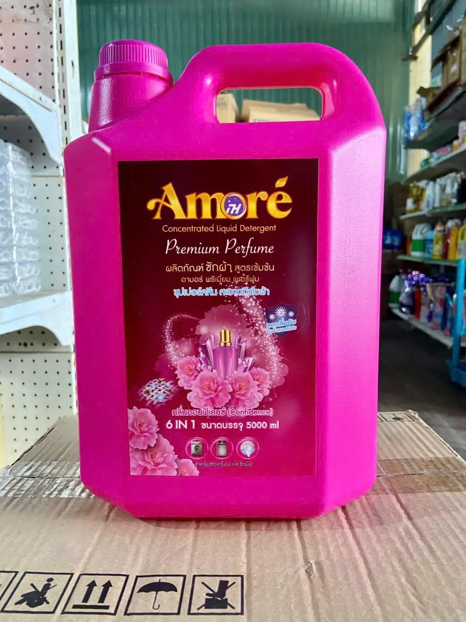 Nước Giặt Xả Đậm Đặc AMORE Màu Hồng Can 5 Lít