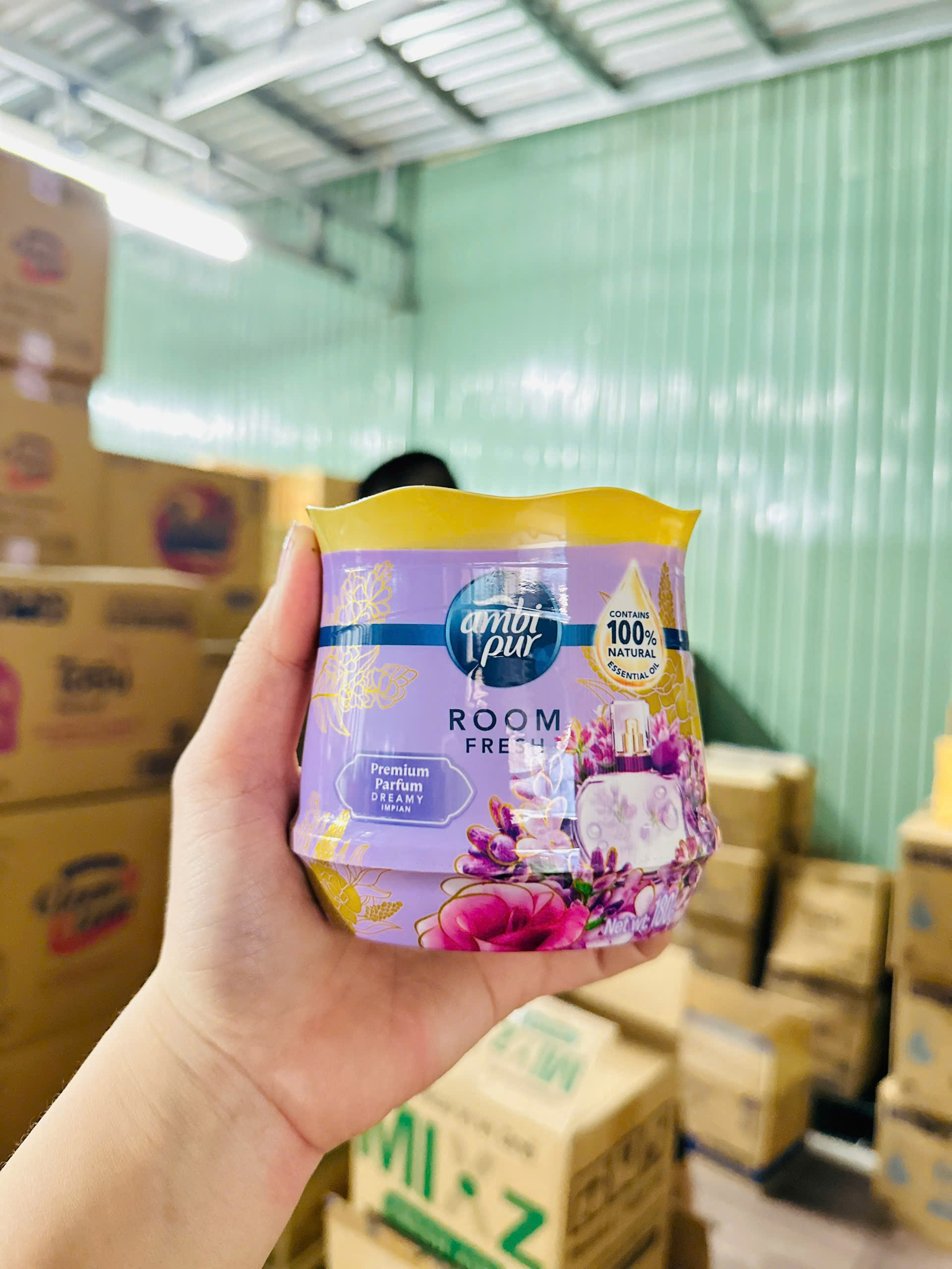 AMBI PUR Sáp Thơm Ambipur TÍM Hương Nước Hoa Mộng Mơ 180g