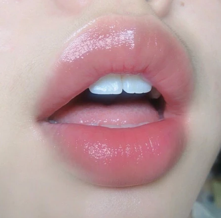 MẶT NẠ NGỦ MÔI LANEIGE HƯƠNG QUẢ MỌNG 3G - Ảnh 2